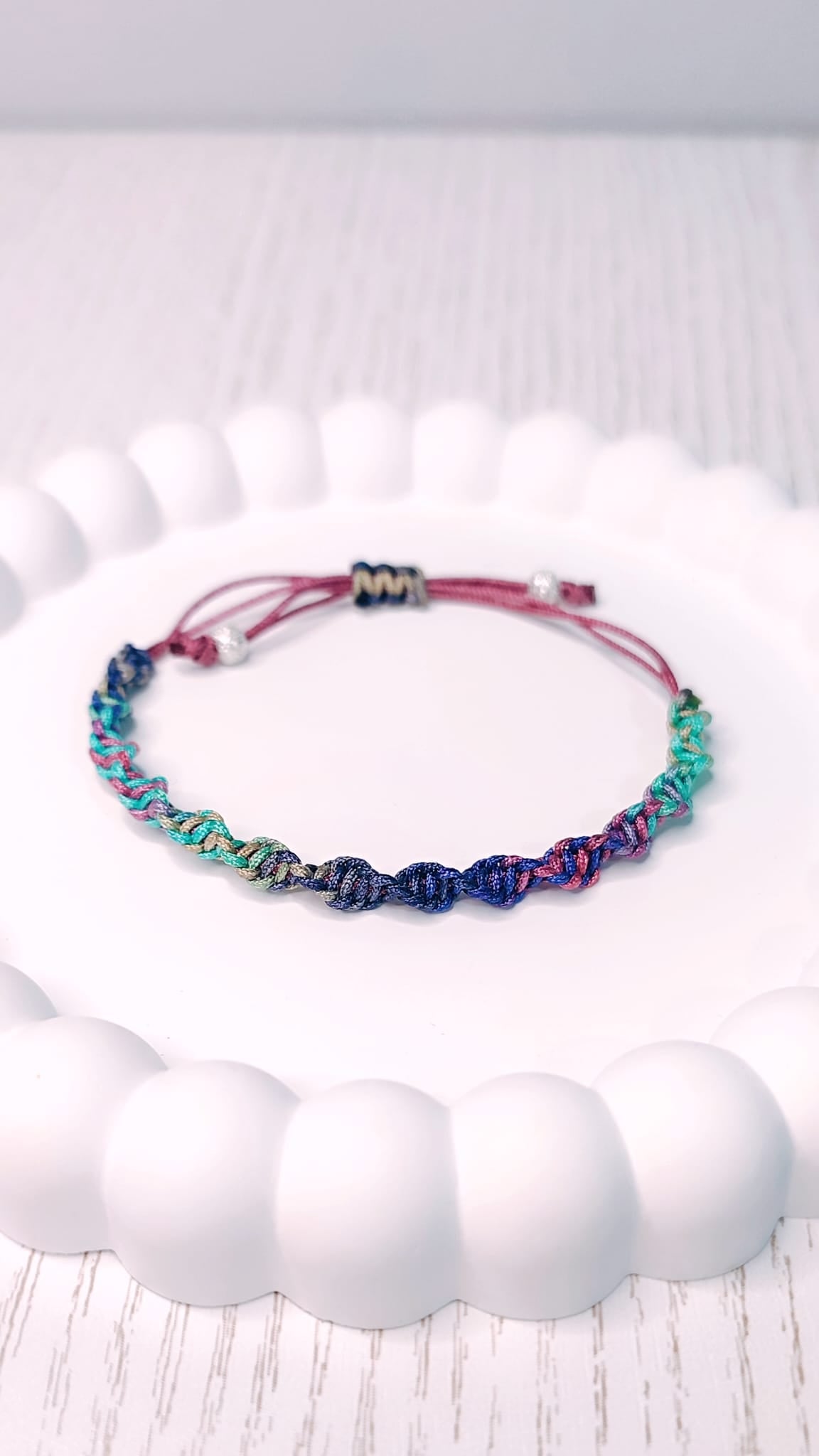 Pulsera hilo Iris ADN